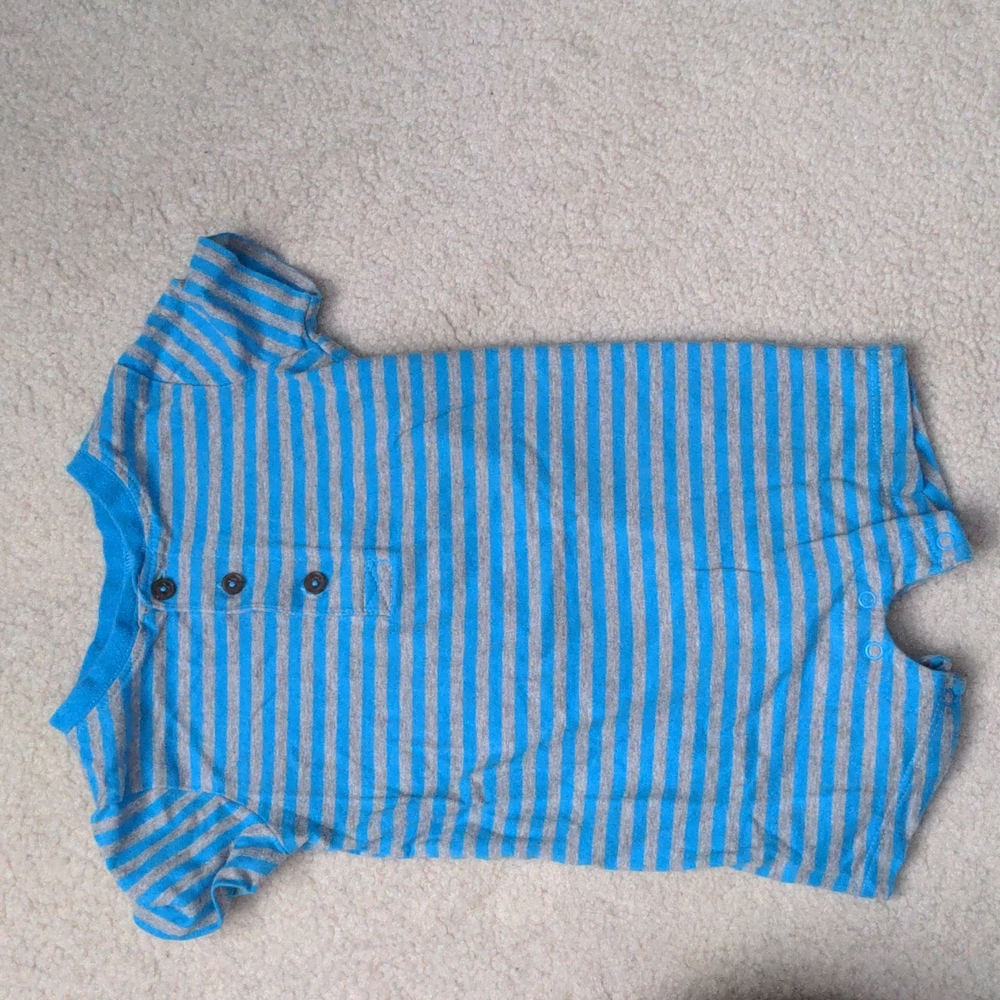⭐4/$15⭐ 3-6m George romper
